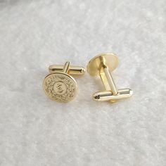 Wedding Logo Cufflinks,Wedding Initials Date Cufflinks,Custom Logo Cufflinks,Personalized Wedding Cufflinks,Groom Wedding Gift,Gift for Him
#MonogramCufflinks #MenCuffLinks #GiftForGroom #BossGiftIdeas #WeddingCufflinks #LogoCufflinks #GiftForFathersDay #EngravedCufflinks #CustomCufflinks #CustomLogoCufflink Silver Screw Back Cufflinks For Wedding, Round Screw Back Cufflinks For Anniversary, Screw Back Cufflinks For Wedding, Classic Gold Wedding Cufflinks, Classic Gold Cufflinks For Wedding, Gold Screw Back Cufflinks For Gift, Round Cufflinks With Screw Back For Gift, Classic Gold Cufflinks For Wedding Gift, Gold Cufflinks With Initials For Wedding