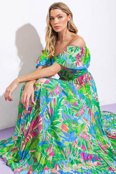 A printed woven midi dress featuring square neckline, short sleeve, pleated skirt and smocked back bodiceDetails:Self : 100% PolyesterLining : 100% PolyesterSize & Fit- Model is 5`8" And Wearing Size Small- Measurements Taken From Size Small- Approx. Length: 52" Curvy Maxi Dress, What To Wear Fall, Fuchsia Dress, Resort Dresses, Flying Tomato, Jumpsuits And Romper, High Tide, Curvy Dress, Curve Dresses