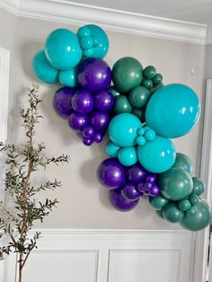 https://www.etsy.com/listing/1366949676/mardi-gras-diy-balloon-garland-kit?click_key=e3e332cf2d86e8f3ab744551e83fa4a85f80e7f5:1366949676&click_sum=8586764c&ref=shop_home_recs_32&clickFromShopCard=1&frs=1&sts=1 Purple Turquoise Balloon Garland, Corner Wall Balloon Garland, Balloon Wall Garland, Short Balloon Garland, Peacock Balloon Garland, Graduation Balloon Garland, Diy Birthday Decor, Mardi Gras Diy, Teen Birthday Party