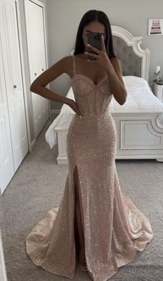 Matric Ball Dresses, Corset Gowns, Prom Dress Sparkly, Prom Dress Inspo, Sparkly Prom Dress, Corset Gown, Trendy Prom Dresses, Deb Dresses