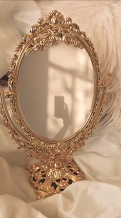 Mirror Aesthetic, Aesthetic Mirror, Bad Behavior, Cream Aesthetic, Ivory Roses, Online Quiz, Gold Aesthetic, Beige Aesthetic, Increase Sales