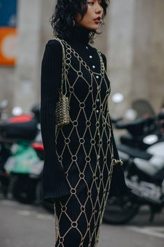 Woman In Black, Paris Mode, Mode Inspo, Soft Grunge, Mode Inspiration, Diy Fashion