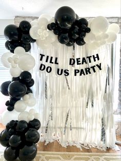 Grunge Bachelorette Party, Wedding Theme Halloween Costume, White And Black Bachelorette Party, All Black Bachelorette Party, Bachelorette Party Themes Rip, Black And White Bachelorette Party Theme, Moody Bachelorette Party, Bachelorette Party Black