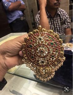 Jada Billalu, Premraj Shantilal Jain Jewellers, Kundan Jewellery Bridal, Temple Jewelry Necklace, Bridal Necklace Designs, Gold Jewelry Outfits, Antique Jewellery Designs