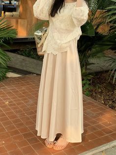 Olivia Mark - Satin A-Line Midi Skirt with High Waist and Flowy Hemline Dress Cake, Knee Length Skirt, Sleeveless Maxi Dress, Denim Mini Skirt, Types Of Skirts, High Waisted Denim, A Line Skirt, Dance Wear, A Line Skirts