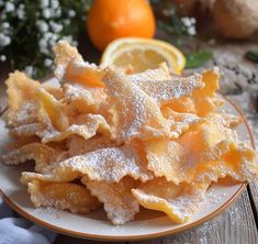 Ricette di cucina facili e veloci | # Chiacchiere alle Arance – Un Dolce Profumato e Croccante | Facebook