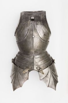 Armour Aesthetic, Angelic Armor, Real Armor, Metal Armour, Armour Plate, Medieval Aesthetics, Fantasy Armour, Leather Armour, Metal Armor