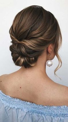 #BEAUTY ,#REALATIONSHIPS #Fashion #Outfits #Winter Outfits #Animals Sanggul Modern, Wedding Hair Up, Bridal Hair Updo, Best Wedding Hairstyles, Haircut Styles, Latest Hair, Hair Prom, Bridesmaid Hair Short, Bridesmaid Hair Updo