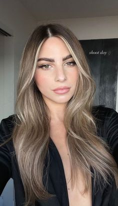 Josi Pellicano, Hair Color Streaks, Brunette Hair With Highlights, Brown Hair With Blonde Highlights, Dark Blonde Hair, Blonde Hair Inspiration, Light Hair Color, Blonde Hair Looks, Brown Blonde Hair