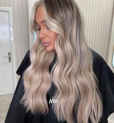 Platinum Blonde Hair On Brown Hair, Brown To Ice Blonde Balayage, Icy Silver Balayage, Ice Balayage Hair, Blond Ashy Hair Balayage, Dark Root Dimensional Blonde, Long Ash Blonde Hair Balayage, Ice Blonde And Brown Hair, Ashy Ice Blonde Hair