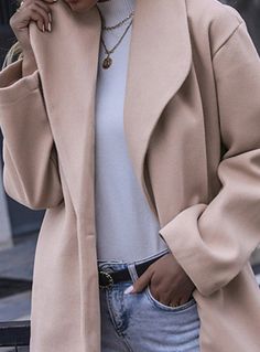 Solid Color Double Pocket Loose Woolen Coat Chic Plain Outerwear For Work, Solid Open Front Outerwear For Work, Chic Plain Outerwear For Fall, Chic Plain Fall Outerwear, Beige Plain Outerwear For Work, Chic Solid Color Open Front Outerwear, Beige Open Front Outerwear For Work, Beige Plain Outerwear For Spring, Plain Beige Outerwear For Spring