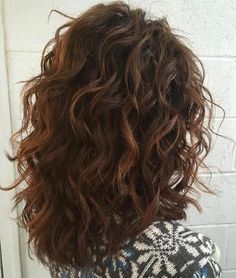 Comment choisir la meilleure coupe pour les cheveux ondulés? Modern Perm, Perm Hairstyles, Trendy We Fryzurach, Modern Texture, Thick Wavy Hair, Hair Curls