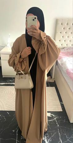 Outfit Abaya, Muslim Girl Outfits, Simple Abaya, Hijab Fashion Summer, Zara Drip