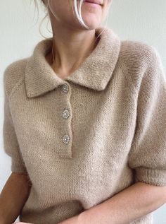 Maude Tee from PetiteKnit, knitting patterns Knitting patterns PetiteKnit Holiday Slipover, Sunday Sweater, Baby Jacke, Tees Pattern, Knit In The Round, Stockinette Stitch, Work Tops, 가을 패션, Urban Chic