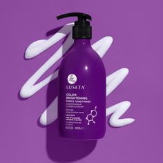 The Color Brightening Conditioner contains a violet pigment that can make blonde hair or gray hair a truer tone. It eliminates the yellow tones and the brassy tones from the hair while also adding moisture and nourishment. The hair will be soft and moisturized even if color-treated. All that is left is beautiful blonde or gray hair. Purple Conditioner, Grey Blonde Hair, Be Soft, Yellow Tones, Gray Hair, Propylene Glycol, Hair A, Keratin, Shampoo And Conditioner