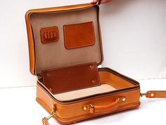 I finally found my small suite case purse!!!😄😃 Luxury Leather-handled Briefcase For Office, Luxury Briefcase With Leather Handles For On-the-go, Luxury Leather-lined Briefcase For Gift, Versatile Leather Briefcase For On-the-go, Brown Leather-lined Shoulder Briefcase, Vintage Briefcase, Leather Suitcase, Briefcase Women, Leather Makeup Bag