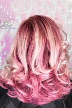 Blind Hair, Pink Hair Highlights, Dipped Hair, Blonde Hair With Pink Highlights, Tan Skin Blonde Hair, Funky Hair, Highlights Ideas, Pink Blonde Hair, Dip Dye Hair