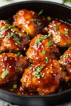 Hawaiian Shoyu Chicken, Shoyu Chicken, Freezing Cooked Chicken, Glazed Walnuts, Garlic Pork, Honey Garlic Pork Chops, Asian Dish, Sugar Glaze, Quick Chicken