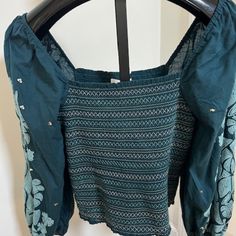 Nwt Super Cute Anthropologie Green Tube Top With Oversized Embroidered Sleeves, Sz.M Green Embroidered Long Sleeve Tops, Green Floral Embroidered Tops For Fall, Green Floral Embroidery Tops For Fall, Embroidered Green Blouse For Fall, Green Long Sleeve Top With Floral Embroidery, Green Long Sleeve Embroidered Top, Casual Fall Peasant Top With Floral Embroidery, Casual Floral Embroidered Peasant Top For Fall, Casual Long Sleeve Tops With Geometric Embroidery