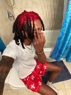 2 Color Dyed Locs, Skunk Hair Dreads, Reverse Ombre Locs Men, Dread Head Styles, Color Dreads Men, Burgundy Dreads Men, Men Loc Color Ideas, Dreads Dye Ideas, Ombre Locs Men