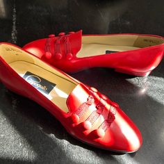 Rare Find. Never Worn Vintage Pappagallo Red Shoes With Classic Button Embellishment. Date To Early 80’s. In Excellent Condition - See Photos. “Dellta 2” On Sole Of Shoe. 9 1/2” From Toe To Heel. Red Heels With Rubber Sole For Formal Occasions, Red Formal Heels With Rubber Sole, Red Flats, Shoes Vintage, Red Heels, Flats Shoes, Red Shoes, New Love, 2 On