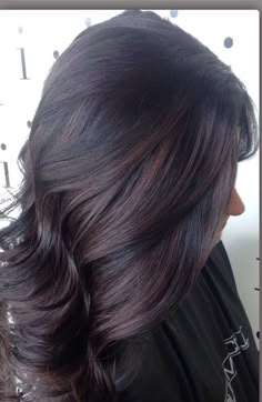 Professional Hair Color For Work, Dark Hair Color Ideas For Winter, Dark Roots Hair Color Ideas, Balayage Inspiration, Colored Hair Roots, Dark Roots Hair, Hidden Hair Color, Formal Hairstyles For Short Hair, Haircuts Color