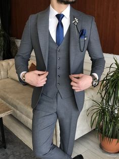 Best Wedding Suits For Men, Grey Slim Fit Suit, Suit For Men Wedding, Best Wedding Suits, Grey Suit Men, Double Breasted Tuxedo, Slim Fit Suit Men, Dress Suits For Men, Plaid Suit