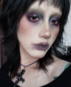 Hot Scary Makeup Looks, Punk Inspired Makeup, Goth Cat Makeup, Gray Goth Makeup, Pale Goth Makeup, Victorian Makeup Aesthetic, Dark Liner Makeup, Purple Makeup Alternative, Rocky Horror Picture Show Inspired Makeup