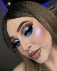 Blue Theme Makeup Look, Blue Eyeshadow Looks With Rhinestones, Crazy Blue Makeup, Blue Drag Makeup, Blue Drag Makeup Looks, Party Makeup Looks, Cute Eye Makeup, Stunning Makeup, Glam Makeup Look