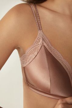 Embrace your style

The Timeless Essential. Feel the embrace of comfort with its slight padding, providing just the right amount of support without compromising on style. From its silky-smooth touch to the intricate lace detailing, Tiziana whispers sophistication and allure. Chic Seamless Camisole Intimate, Feminine Camisole Bra With Delicate Straps, Feminine Camisole Style Bra With Delicate Straps, Elegant Full Cup Bra With Soft Touch, Elegant Summer Bra With Delicate Straps, Elegant Full Cup Soft Touch Bra, Chic Camisole With Removable Bra Pads, Elegant Summer Bra With Removable Pads, Elegant Low-cut Summer Bra