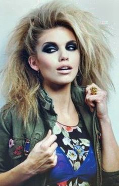 Rock Hairstyles For Long Hair, Rocker Hairstyles For Women, 80s Hair And Makeup, 80’s Hair, 80's Hairstyle, Punk Rock Hair, Punk Costume, Rock Makeup, 80s Rocker