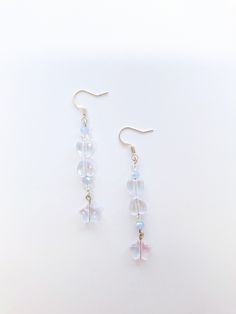 ・❥・Cute dangling earrings made with glass and acrylic beads! ・❥・Earrings hooks are stainless steel ・❥・Approx. 2.5 inches ・❥・Message me with any questions! Dangle Earrings Aesthetic, Fairycore Earrings, Resin Earring, Earrings Aesthetic, Beads Earrings, Dangling Earrings, Acrylic Beads, Cute Earrings, Earrings Handmade