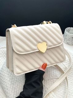 Heart Decor, Elegant Pattern, Heart Bag, Metal Heart, Heart Decorations, Best Bags