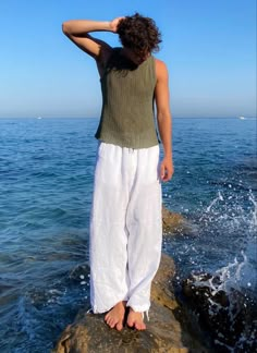 Linen Outfit Men, Cas Outfits, Summer Outfits Men Beach, Summer Linen Outfits, Cruise Fits, Thailand Outfit, Beach Outfit Men, Greece Outfit, Aesthetic Outfits Men