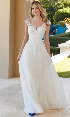 Short Sleeve Bridal Gown, Mori Lee Bridal, Steet Style, Wedding Dress Cap Sleeves, Kreg Jig, Mori Lee, Sleeve Wedding Dress, Chiffon Gown, A Line Gown