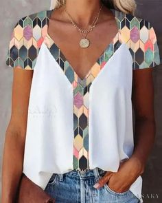 Lasaky - Geometric Print V-Neck Short Sleeve Top Blouse Material, Women Shirts Blouse, V Neck Blouse, Print Blouse, Trendy Tops, Upcycle Clothes, Shop Blouses, Short Sleeve Top, Plus Size Tops