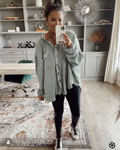 Town Outfits, Church Clothes, Church Outfits, Winter Fits, Clothes Ideas, Small Town, Types Of Fashion Styles, Cute Fashion, Fall Fashion