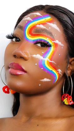 Flag Face Painting Ideas, Crazy Festival Makeup, Easy Pride Face Paint, Face Painting Designs Creative For Women, Lgbtq Face Paint, Pride Makeup Black Women, Pride Face Painting, Pride Month Makeup Ideas, Pride Make Up Ideas