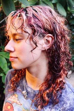 24 Curly Hairstyles for Round Faces: Bounce, Shine, and Slay Curly Hairstyles For Round Faces, Curls With Bangs, Easy Straight Hairstyles, Easy Formal Hairstyles, Lazy Girl Hairstyles, Curly Cut, Layered Curls, Wand Hairstyles, Haircut Inspo