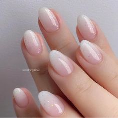 Ombre Pink White Nails, Acrylic Nails Pastel, Dot Nail Art Designs, Concert Nails, Engagement Nails, Pink Ombre Nails, Beauty Nails Design, Korean Nails, Glow Nails