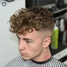 Curly And Straight Hair, Curly Hair Fade, Mens Hairstyle, Cool Hairstyles For Men, Girl Haircuts