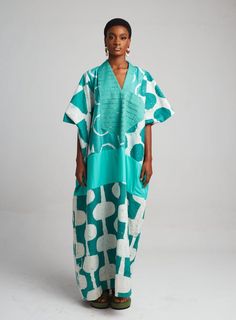 Dye Lab, African Kaftan Dress, Boubou Gown, Bubu Dress, African Kaftan, Ghana Fashion, Tie Dye Crafts, Ankara Gown, Ankara Fashion