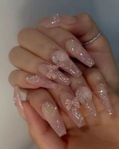 Pink Nails Acrylic Design Glitter, Soft Pink Nails Almond Shape, Sns Ideas Nails, Glitter Charm Nails, My Melody Inspired Nails, Pink Quince Nails Almond, Quinceañera Nails Pink, Sleeping Beauty Inspired Nails, Acrylic Nails Bow Design