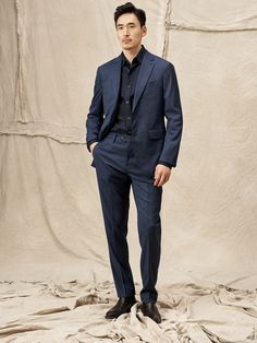 Signature Italian Nailhead Suit Pant | Banana Republic Mens Professional Fashion, Winter Wedding Attire, Men Fashion Photoshoot, Semi Formal Outfits, Suit Pant, Fitness Inspiration Body, Cocktail Attire, Professional Attire, Denim Jacket Men