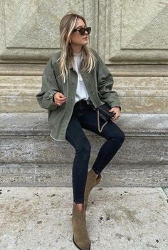 Clothes Combination, Outfit Informal, Outfit Botas, Uni Outfits, Boots Western, Outfits Chic, Mode Casual, Casual Chic Outfit, Chilly Weather