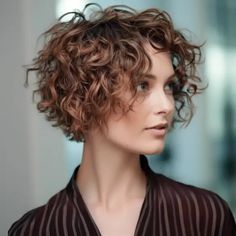 Tapered Nape Curly Bob Short Curly Bob Hairstyles, Curly Hair Ideas, Curly Cut, Short Curly Hairstyles For Women, Medium Curly, Blonde Curly Hair, Short Curly Bob