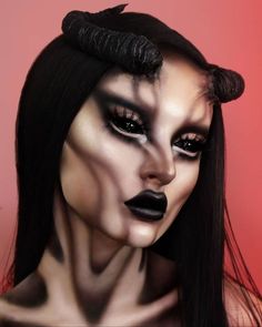 Evil Makeup, Halloween Makeup Artist, Creative Halloween Makeup, Monster Makeup, Creepy Makeup, Drag Make-up