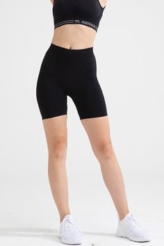 YPL Slim Peach Shorts are perfect for comfortable and secure shaping. Their unique butterfly shape provides continuous pressure for a perfect fit, while the three-dimensional W-shaped modification of the buttock line ensures a flattering silhouette. Designed with robust composite fiber, these shorts are 5 times stronger than comparable brands for superior breathability and moisture wicking. With three needles and five threads, they are firm and won’t come undone. Compressive Bottoms With Built-in Bra Mid-thigh Length, Compressive Shapewear With Built-in Bra And Short Leg, Compressive Shapewear With Built-in Shorts For Workout, Gym Bottoms With Built-in Bra And Stretch, Workout Shapewear Bottoms With Built-in Shorts, Stretch Shapewear With Built-in Bra, High Stretch Shapewear With Built-in Shorts, Stretch Shapewear With Built-in Bra And Short Leg, Solid Shapewear Bottoms With Built-in Shorts