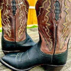 Preowned, Shows Minor Wear Nothing That A Good Polish Can’t Fix Harness Boots, Mens Clothing, Work Boots, Shoes Heels Boots, Mid Calf, Cowboy Boots, Shoes Women Heels, Heeled Boots, Black And Brown