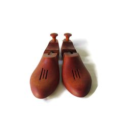 "This pair of wooden shoe lasts are 11 3/4\" in length fully extended, and 11\" in length fully retracted... aesthetically imperfect as illustrated, and fully functional." Wall Coat Hanger, Shoe Cobbler, Wood Shoe, Shoe Stretcher, Wooden Shoe, Jewelry Rack, Wood Shoes, Shoe Last, Chic Shoes